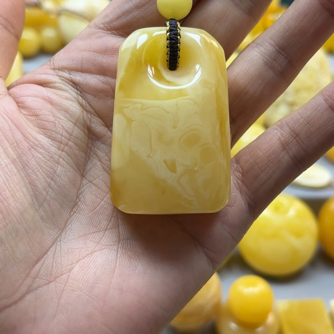 蜜蜡珠宝奇石未镶嵌