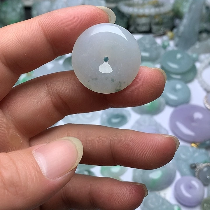 翡翠未镶嵌颈饰天然翡翠