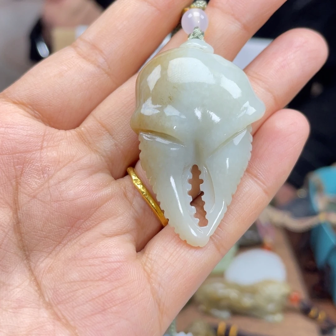 和田玉颈饰未镶嵌