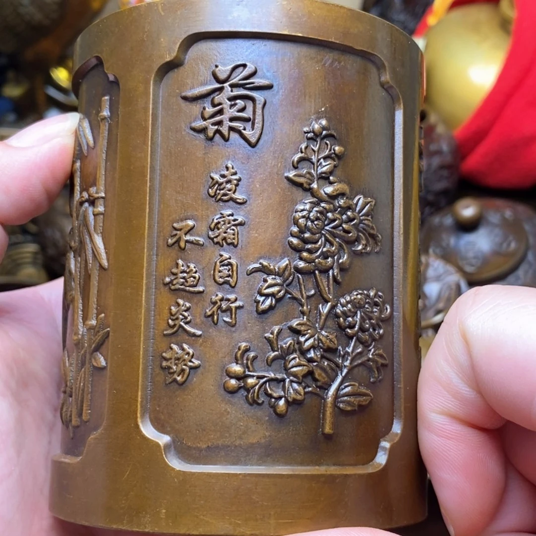 铜器摆件做工精良
