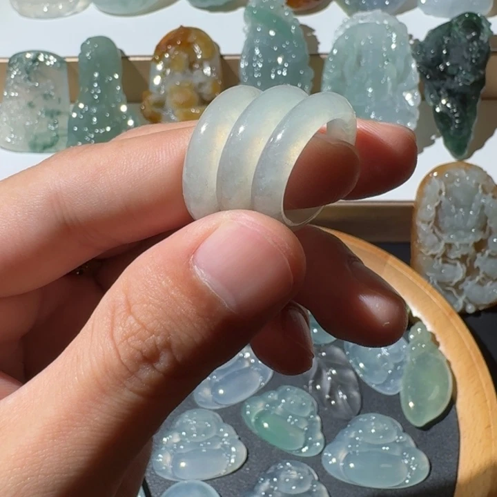 翡翠未镶嵌颈饰翡翠戒圈
