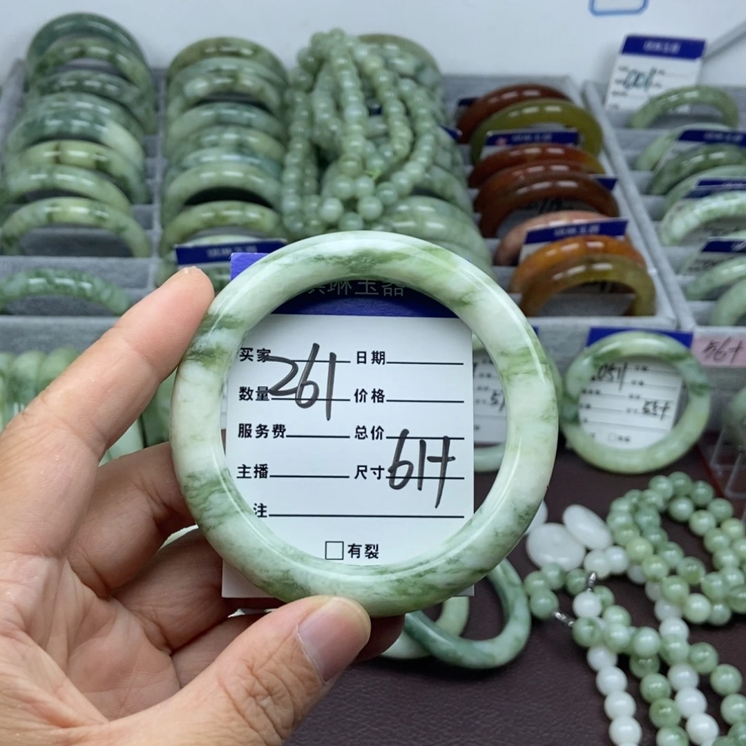 未镶嵌蛇纹石玉手镯