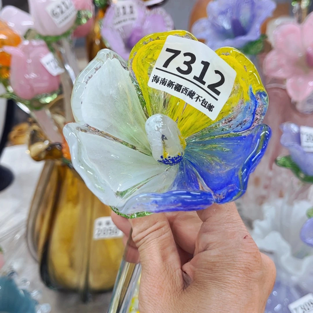 用****27312短杆福利，家悦琉璃花瓶摆件