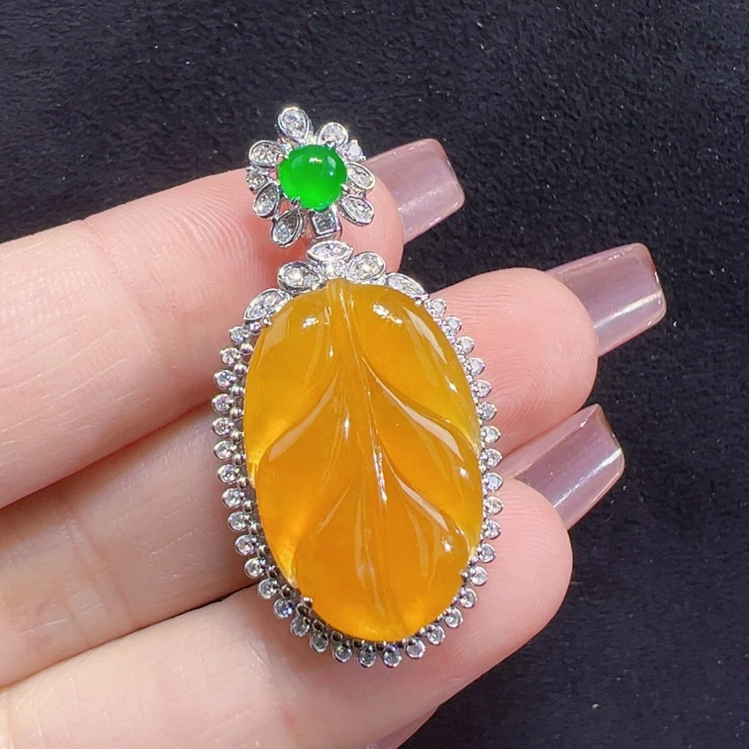 翡翠吊坠(不含链)18K金镶嵌吊坠