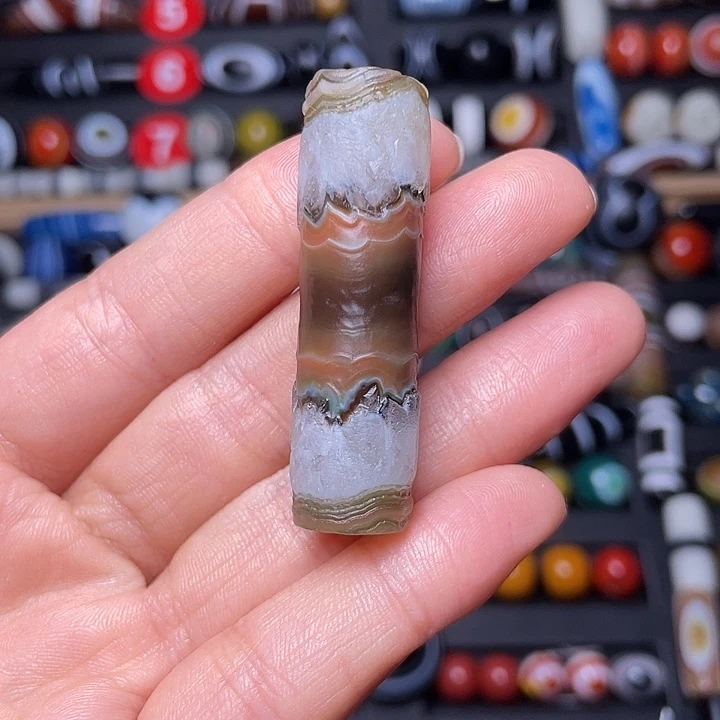 踏***痕未镶嵌颈饰玛瑙/玉髓桶珠