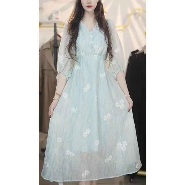 L7235气质连衣裙女春季2025端庄大气轻奢高级感v领年轻裙子