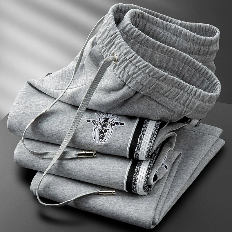 利尼科比利秋冬撞色拼接刺绣卫裤男直筒高端太空棉休闲运动裤男士