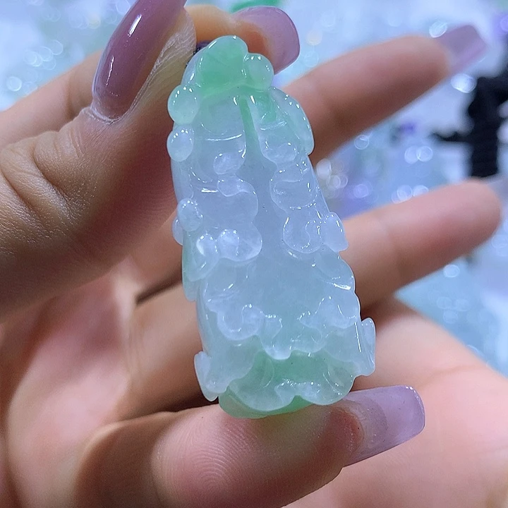 翡翠未镶嵌颈饰天然翡翠A货吊坠