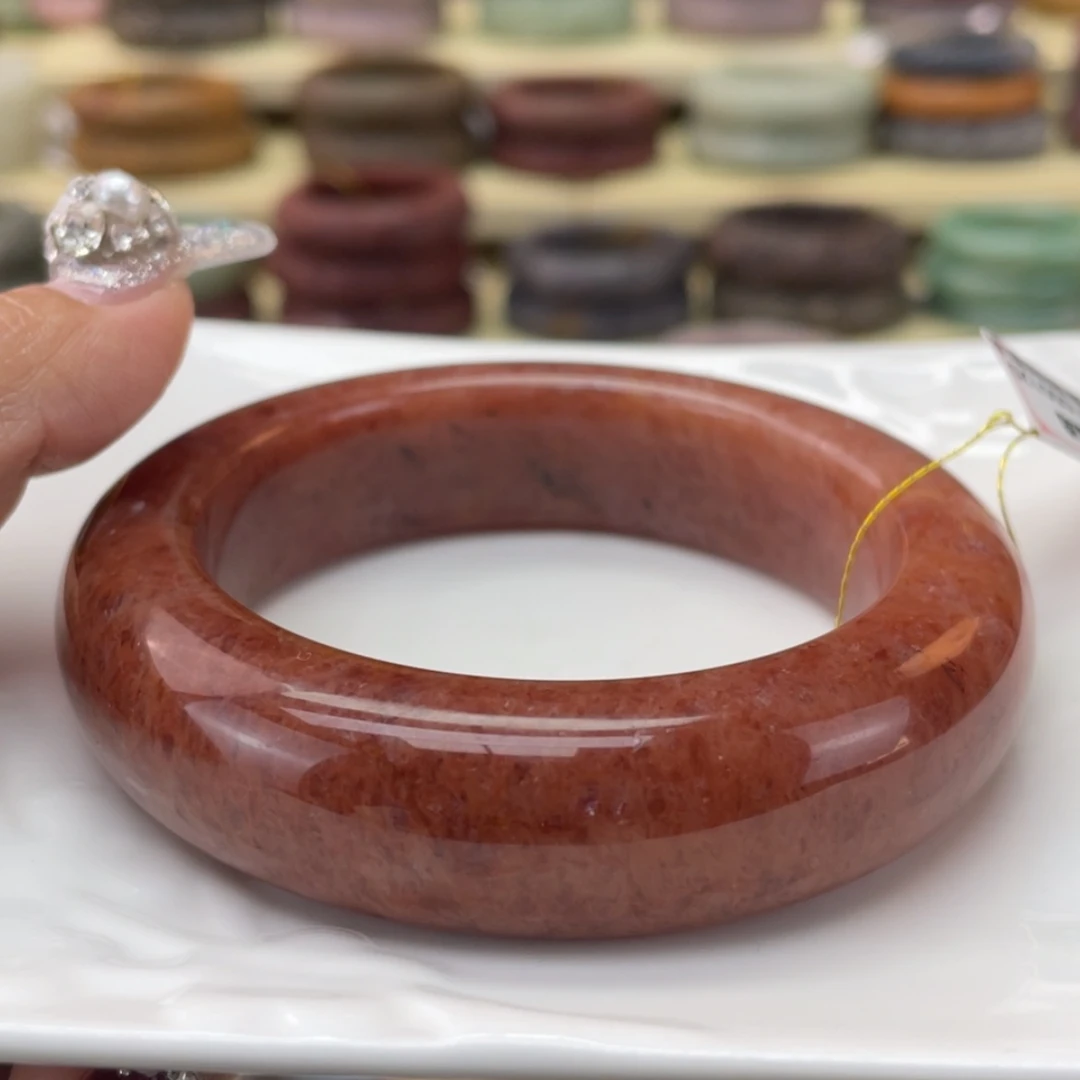 【闪购商品】石英质玉手镯未镶嵌改**字