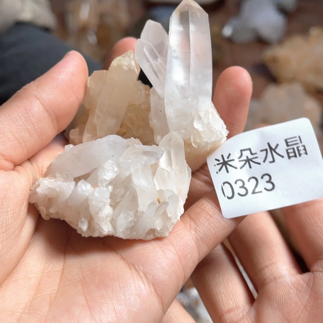 J***y水晶珠宝半成品未镶嵌水晶