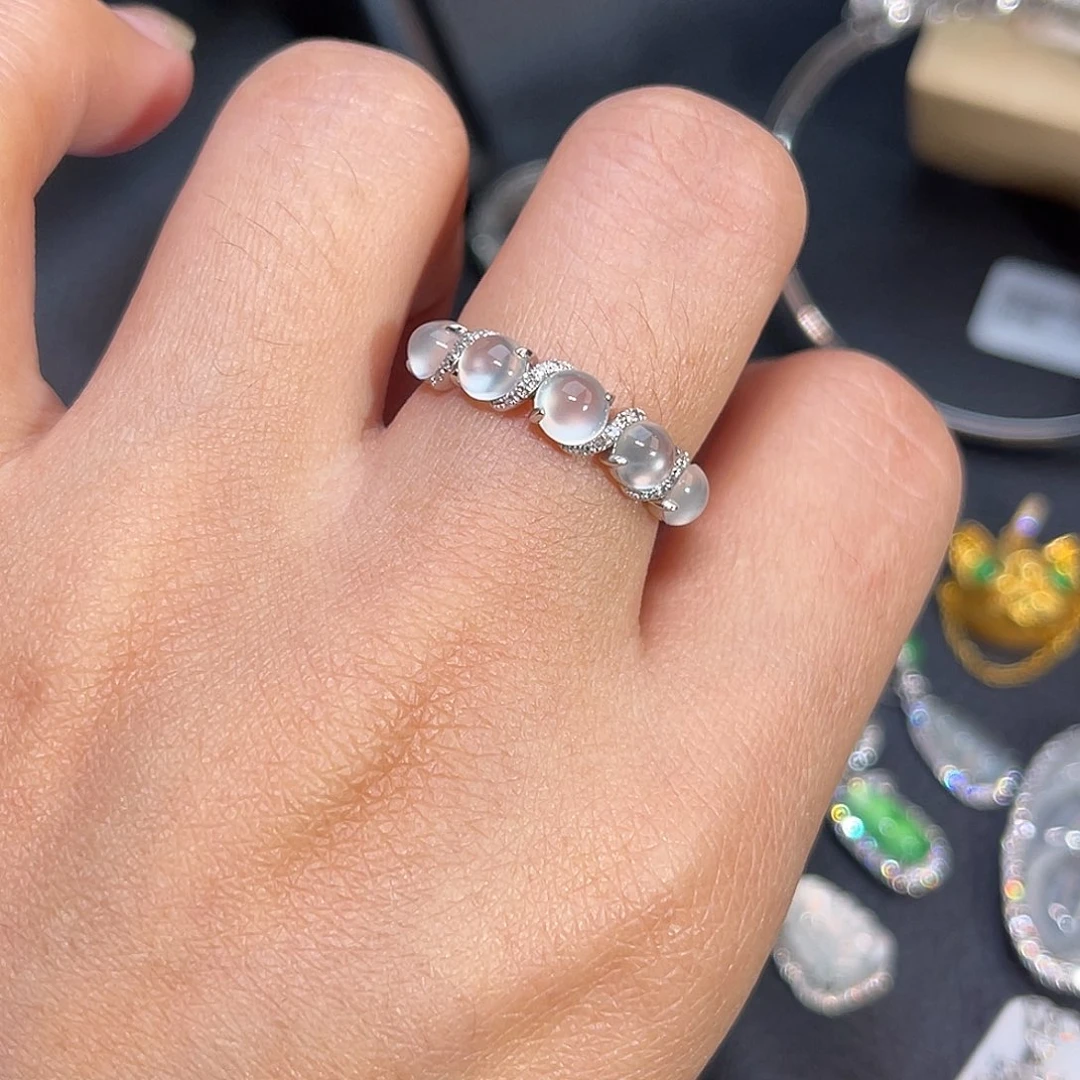 翡翠18K金镶嵌戒指排戒