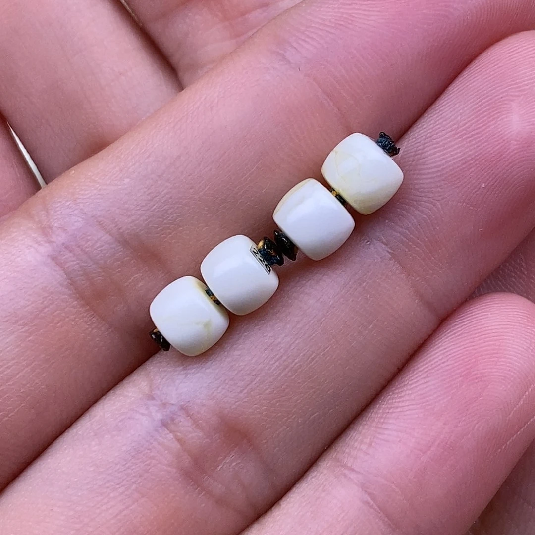裸石琥珀未镶嵌6.5mm 蜜蜡珠子