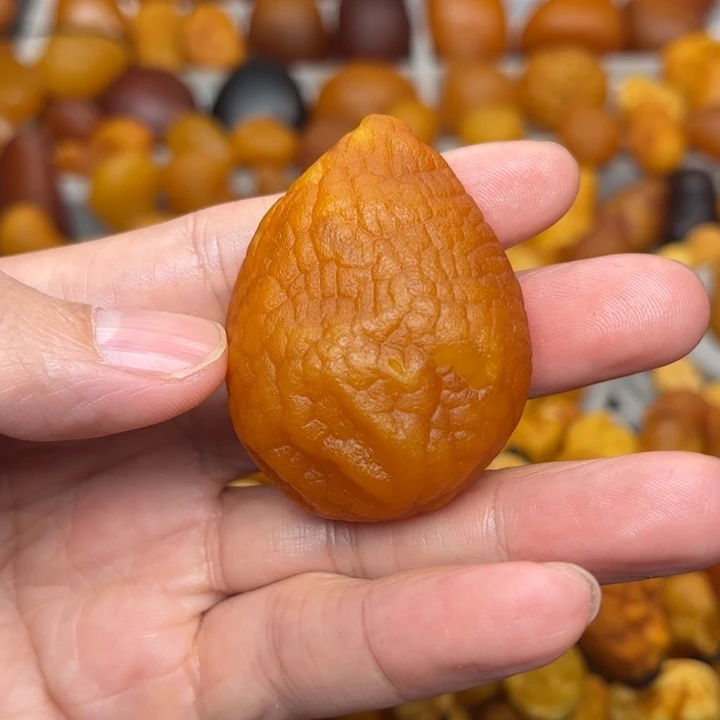 琥珀未镶嵌裸石天然蜜蜡吊坠