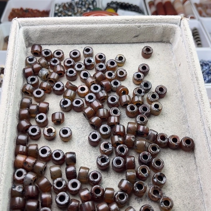 琉璃非金属1.5随机一颗