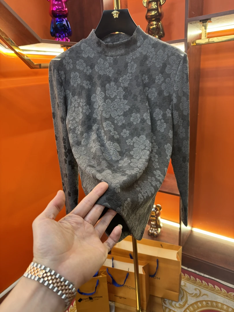 25年早春新款轻奢时尚百搭半高领修身休闲针织衫打底衫卫衣