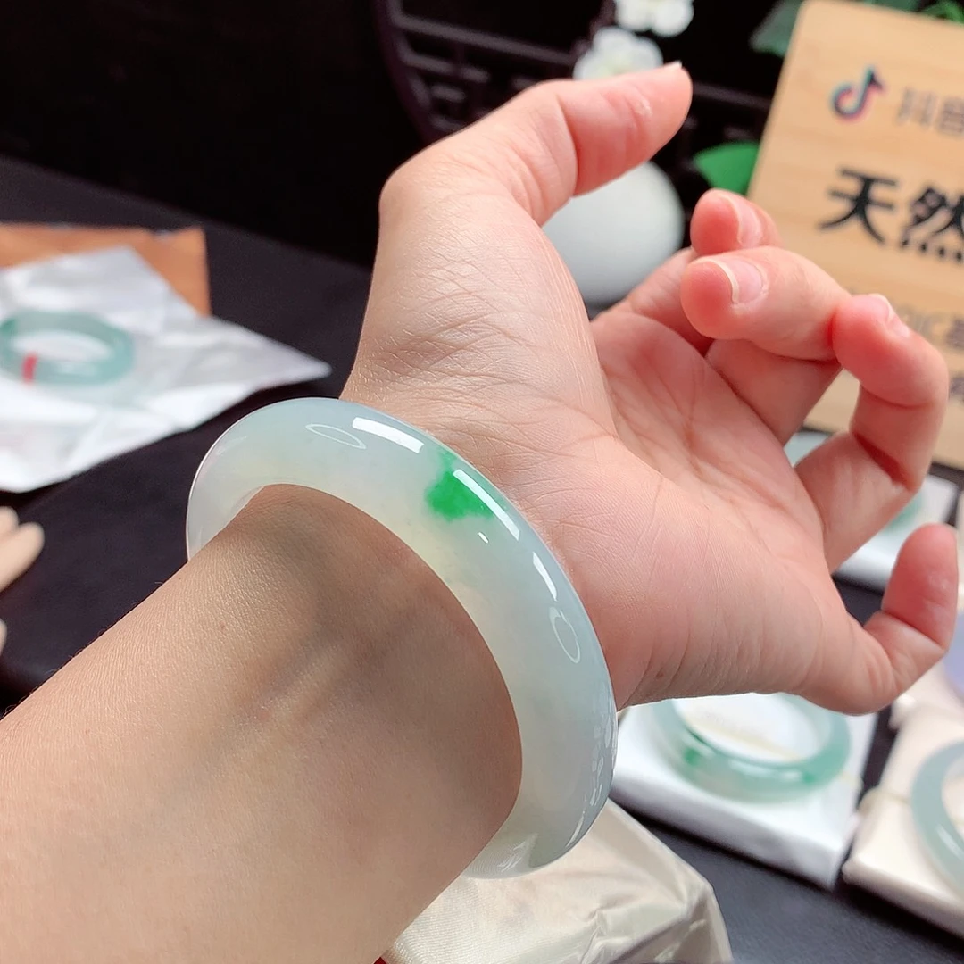 未镶嵌手镯翡翠106号，天然A货翡翠手镯