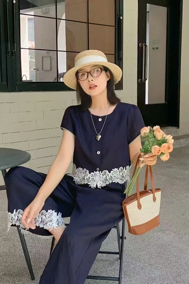 【8860】夏季新款蕾丝拼接小香风气质上衣与阔腿裤休闲套装