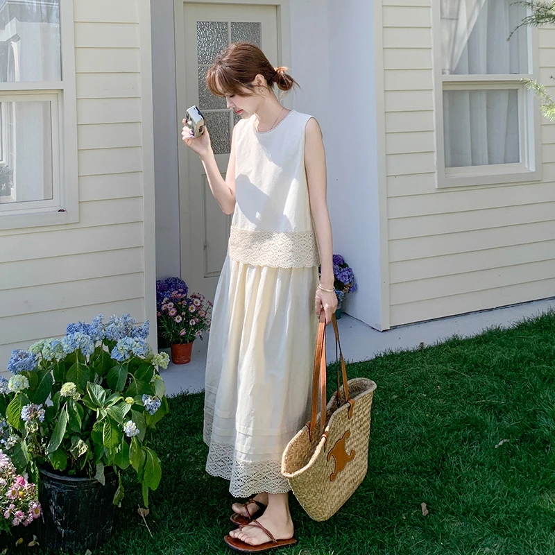 米白色今年流行蕾丝花边套装裙女2025夏季新款马甲半身裙两件套