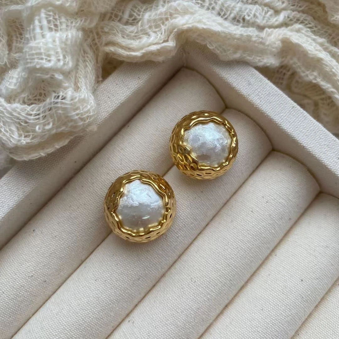 铜合金铜耳饰 法式设计感时髦棉花珠耳钉复古港风简约耳饰耳钉