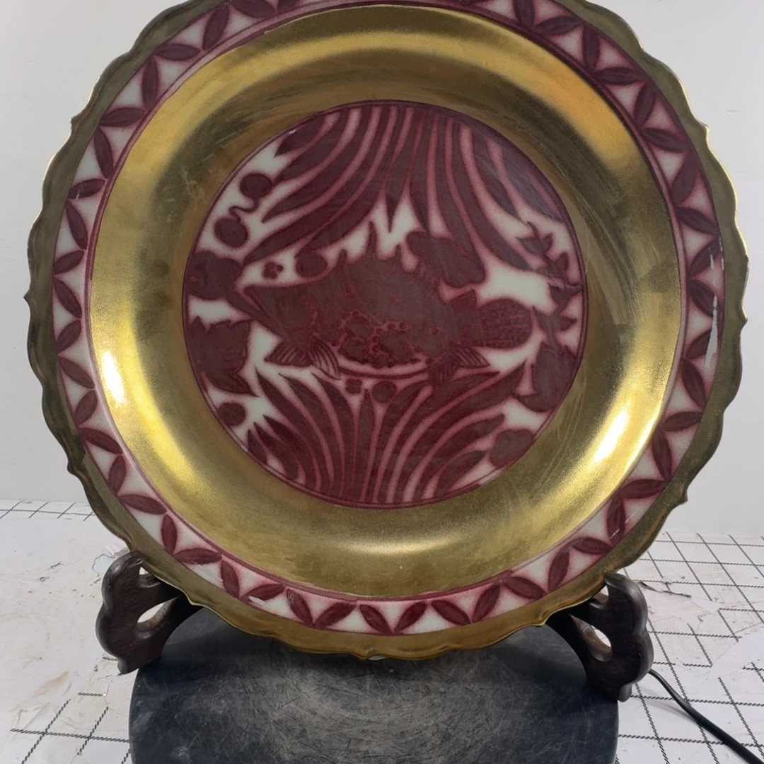 波***盘釉里红鱼藻纹陶瓷盘