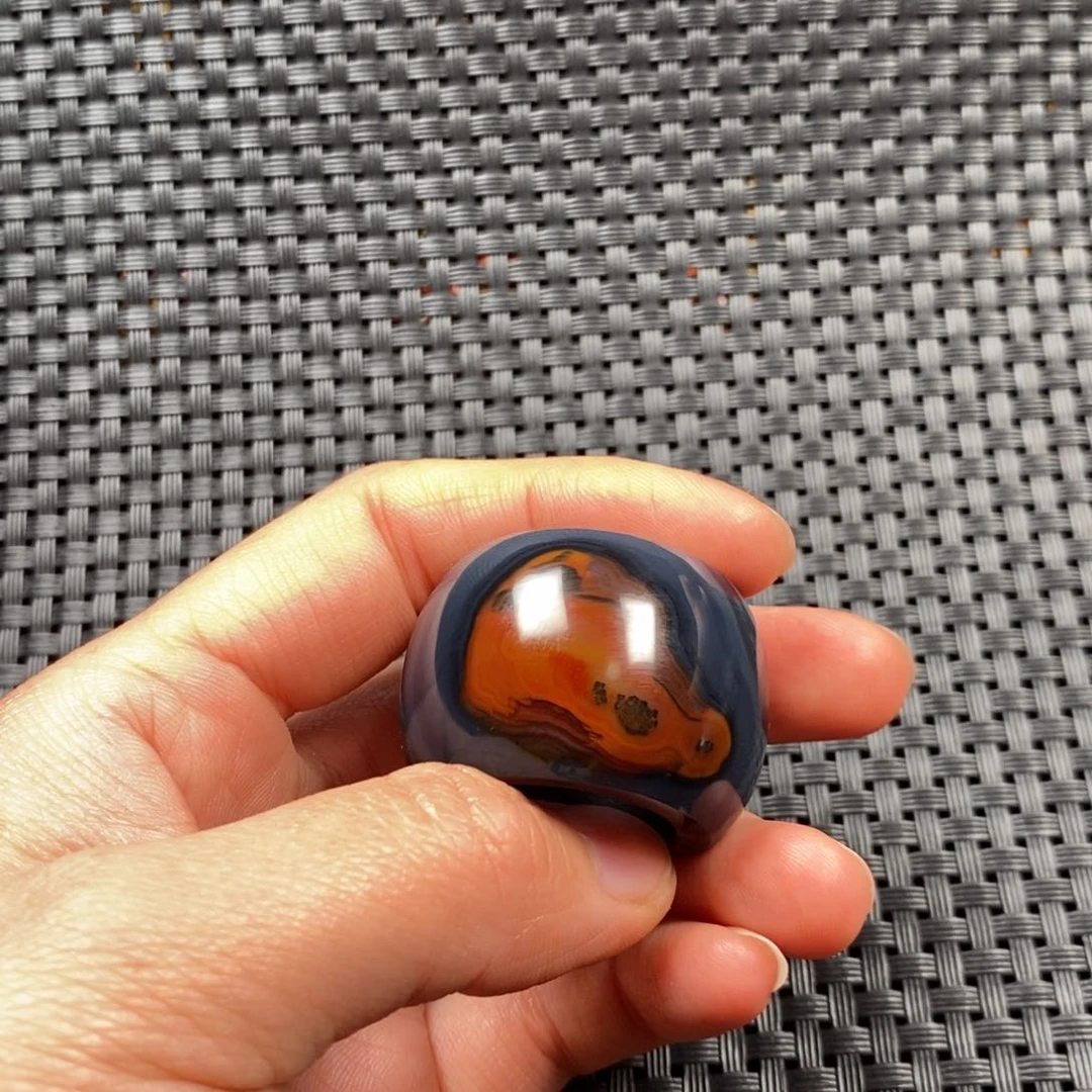 玛瑙/玉髓扳指未镶嵌人**大