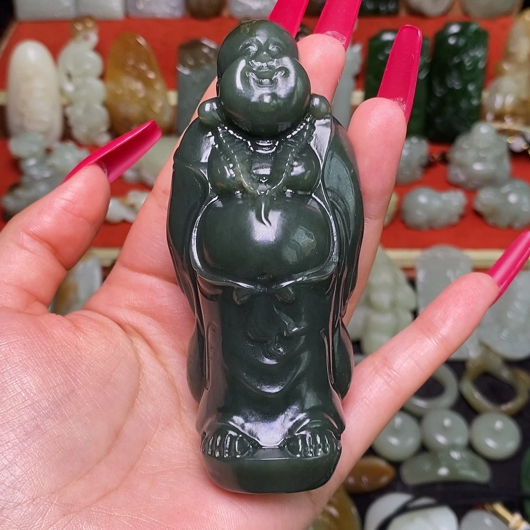 浩****和田玉未镶嵌颈饰