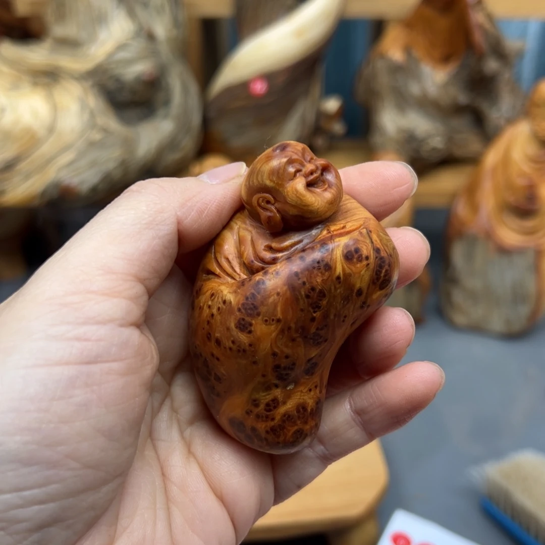 那***。木崖柏木摆件手把件