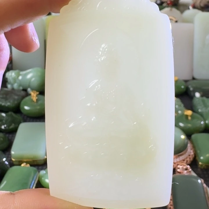 颈饰未镶嵌和田玉羊脂白玉观音740