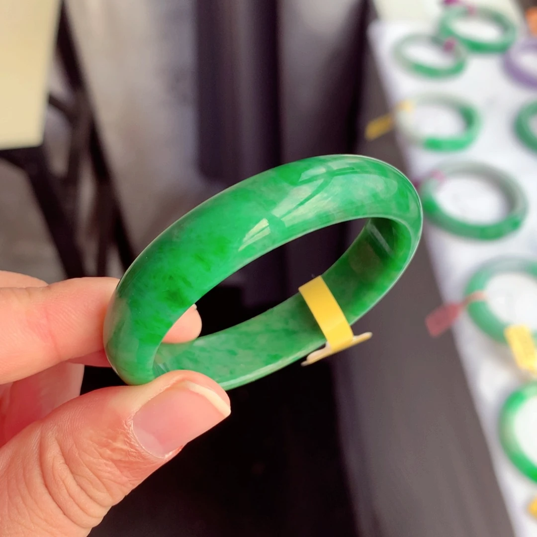 未镶嵌手镯翡翠小**庞缅甸翡翠