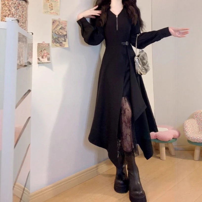 黑色蕾丝拼接不规则裙摆显瘦连衣裙秋冬通勤风法式赫本气质女长裙