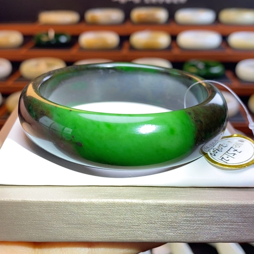 和田玉未镶嵌手镯60圈