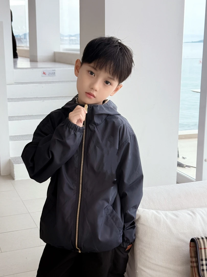 儿童藏青格纹双面外套