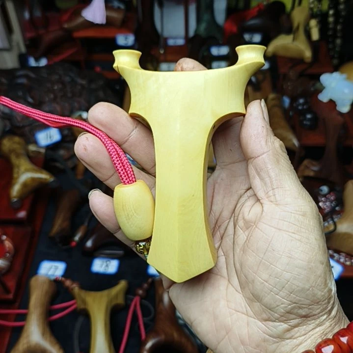 木斯****z小叶黄杨根部老料地煞