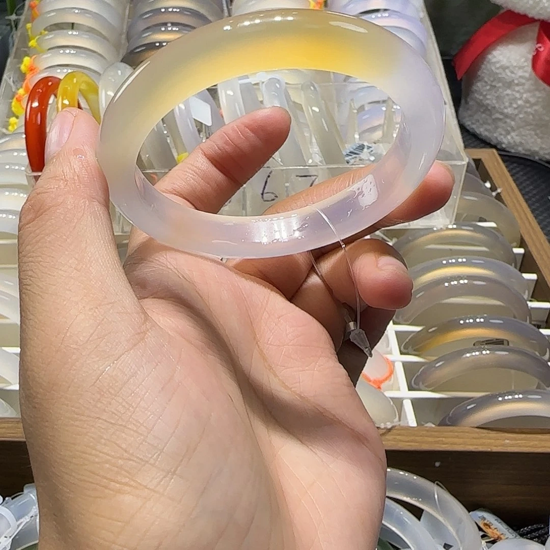 手镯玛瑙/玉髓未镶嵌56一口糖