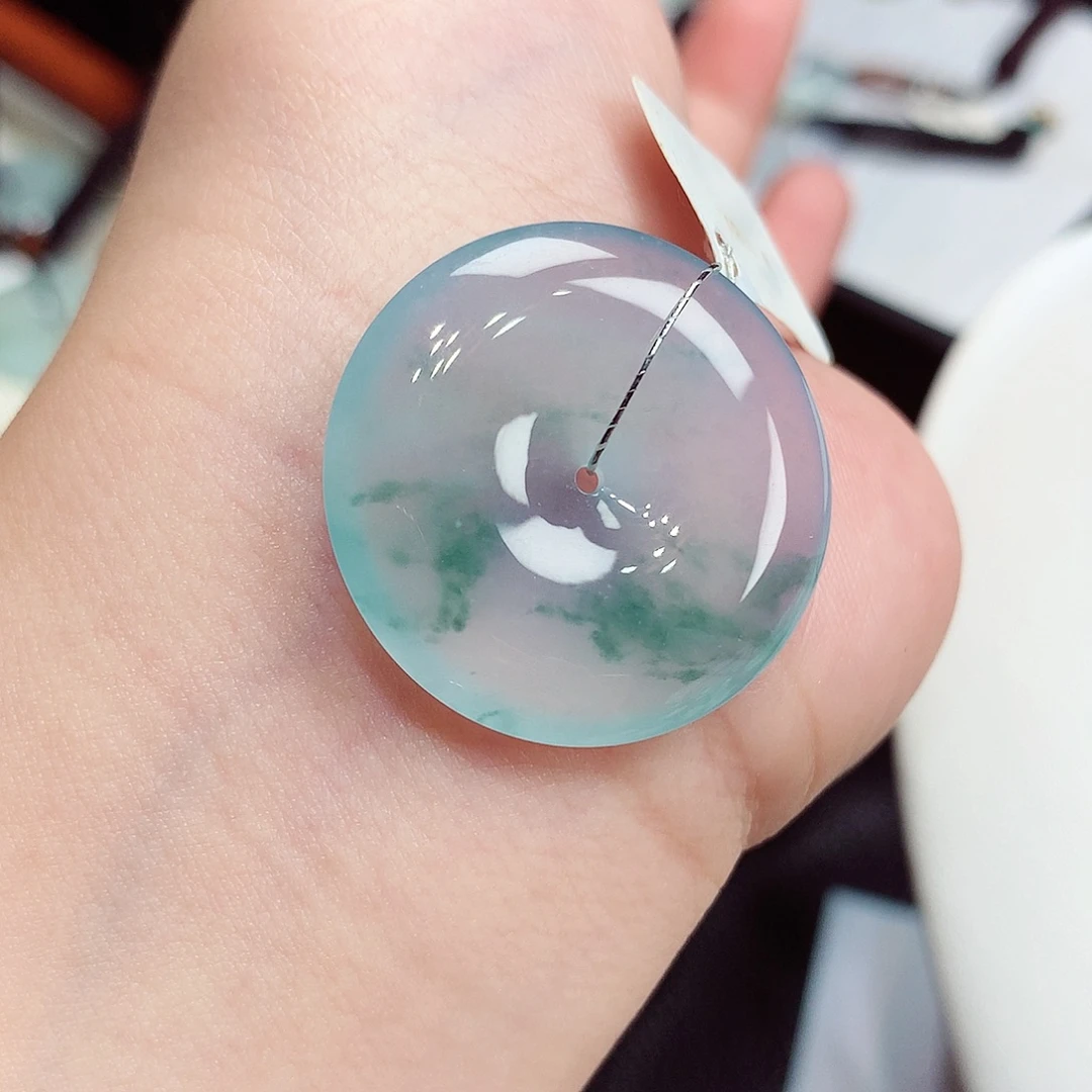 翡翠未镶嵌颈饰翡翠104，28.2/5