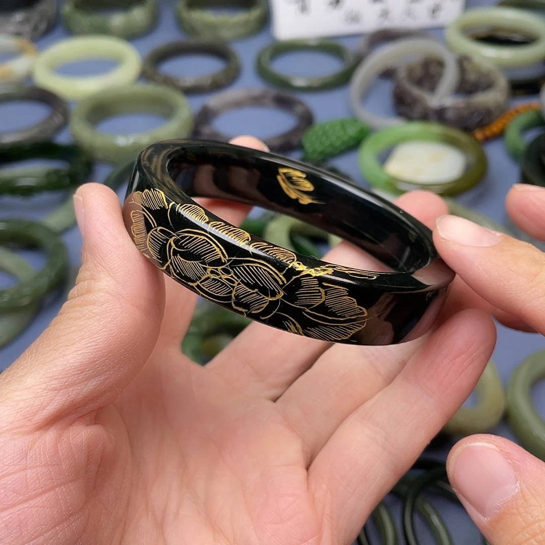 清***徐和田玉（青玉）未镶嵌手镯62.8mm花开富贵描金款