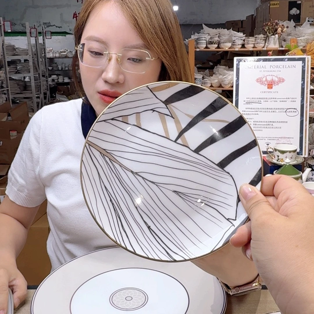 瓷O****e高骨三件套10.5+8+6.5盘