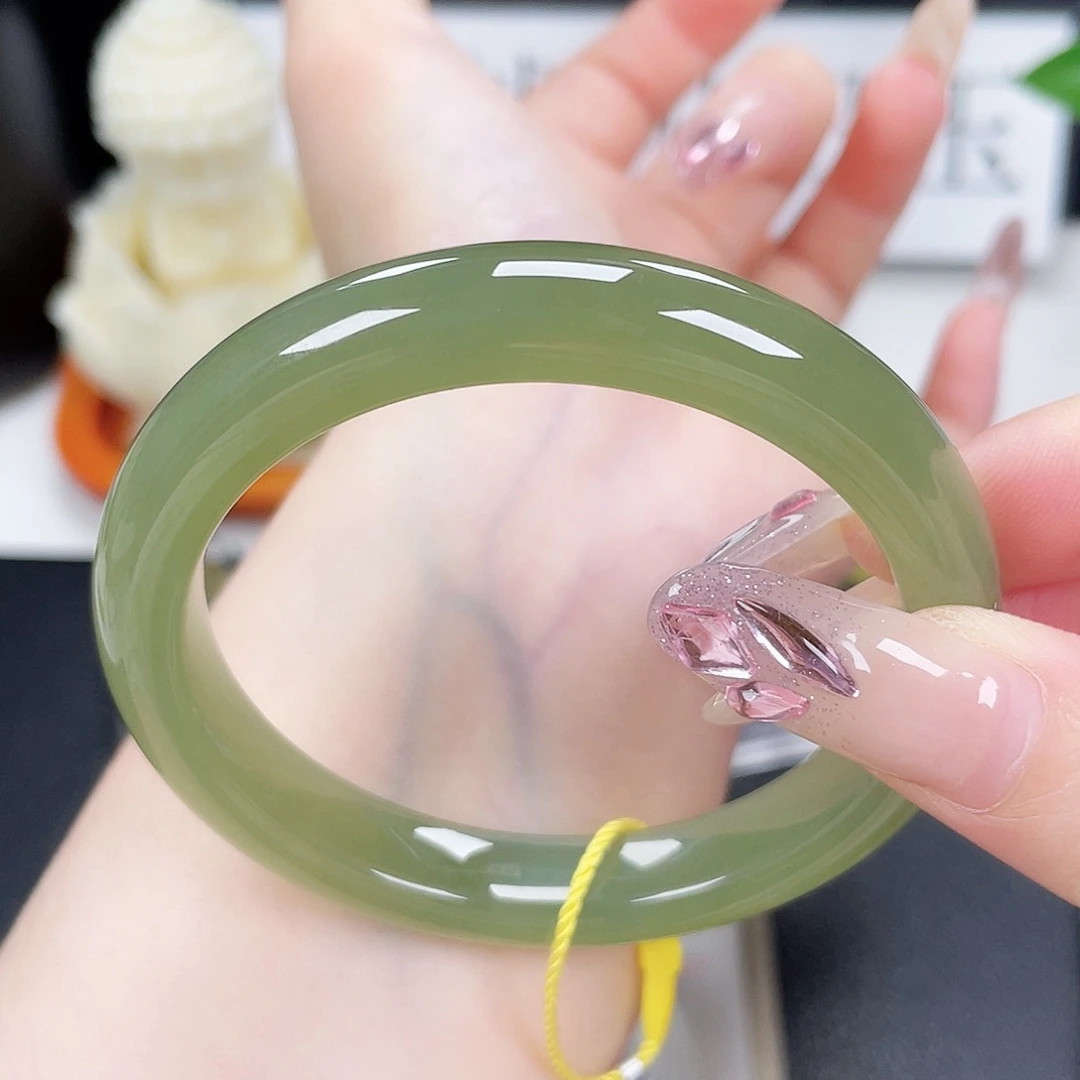 和田玉手镯未镶嵌5657