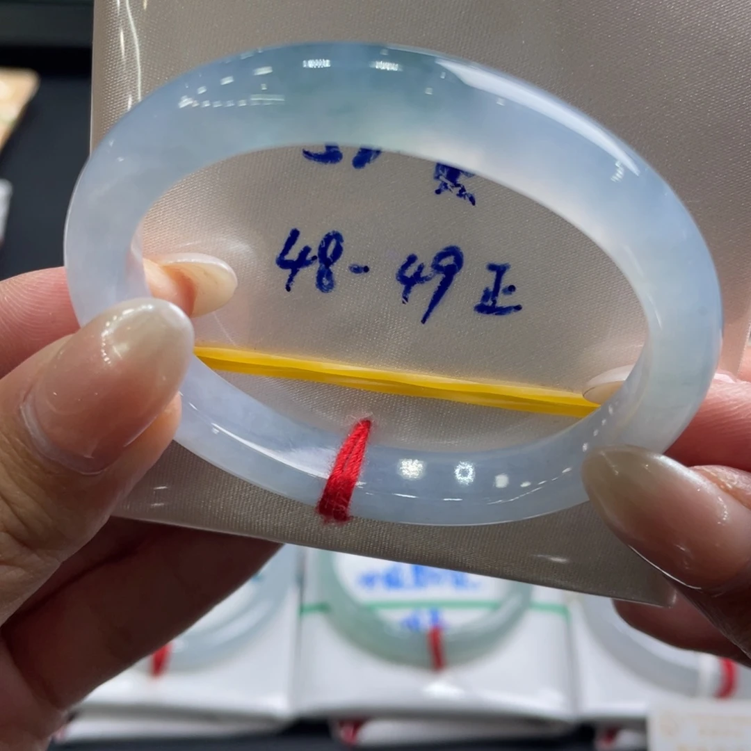 翡翠未镶嵌手镯10号