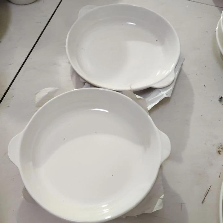 摆件?**?陶瓷盘子碗啥都有