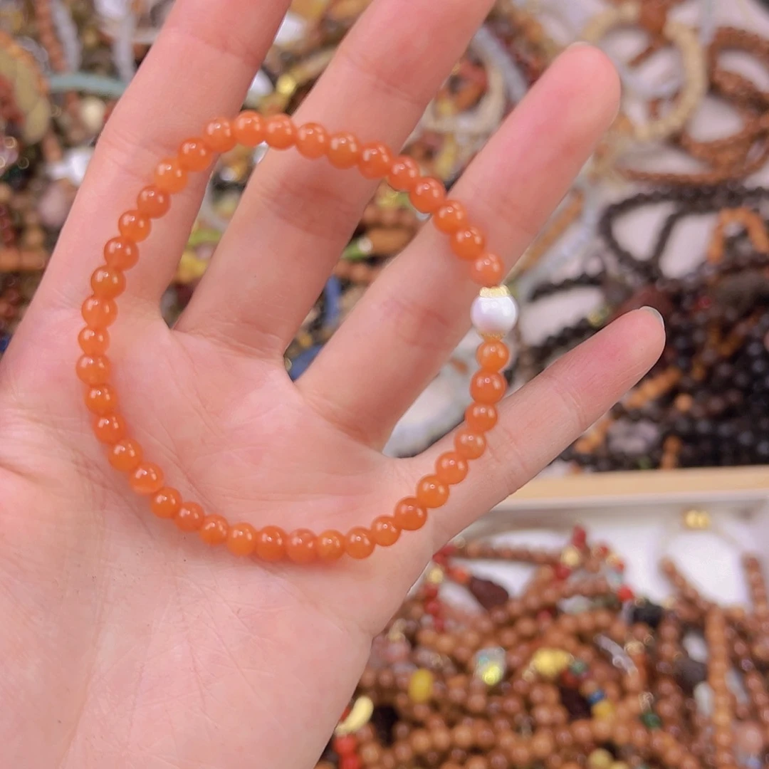 白玉菩提吊坠菩提