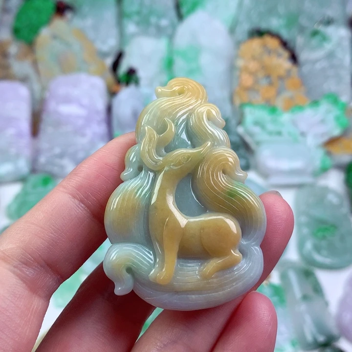 吊坠(不含链)未镶嵌翡翠