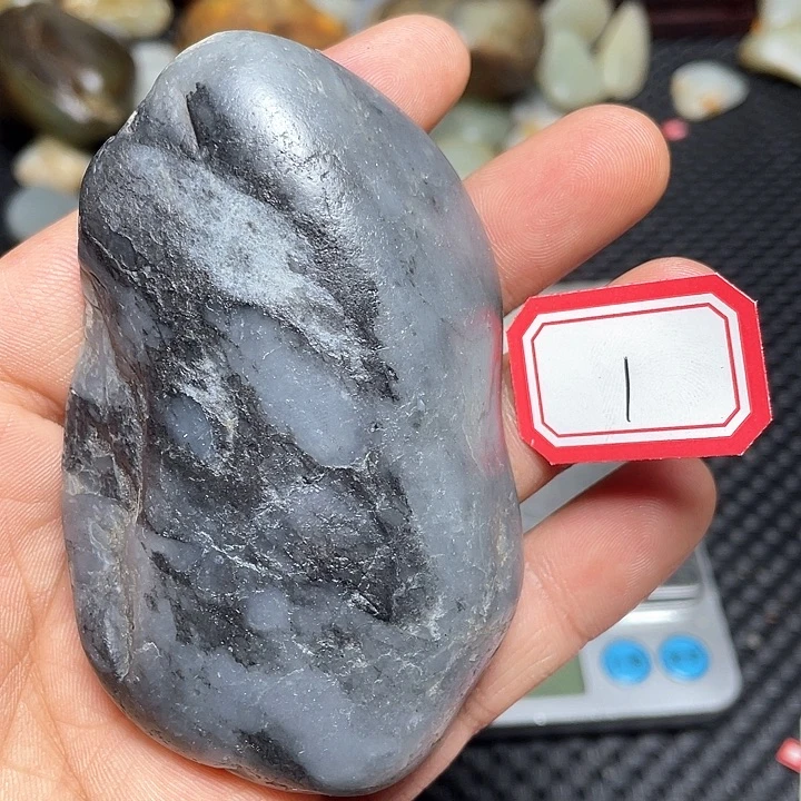 未镶嵌和田玉挂件1