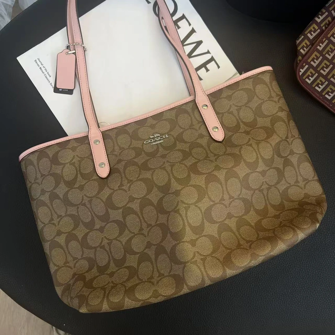 95新 COACH/蔻驰 大麦中古/coach粉色老花斜挎包/百搭女士