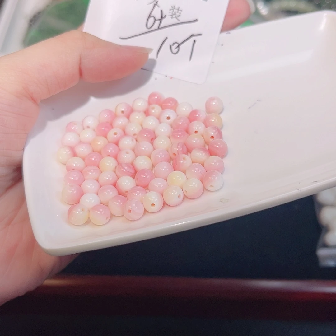 未镶嵌珠宝半成品水晶112 。