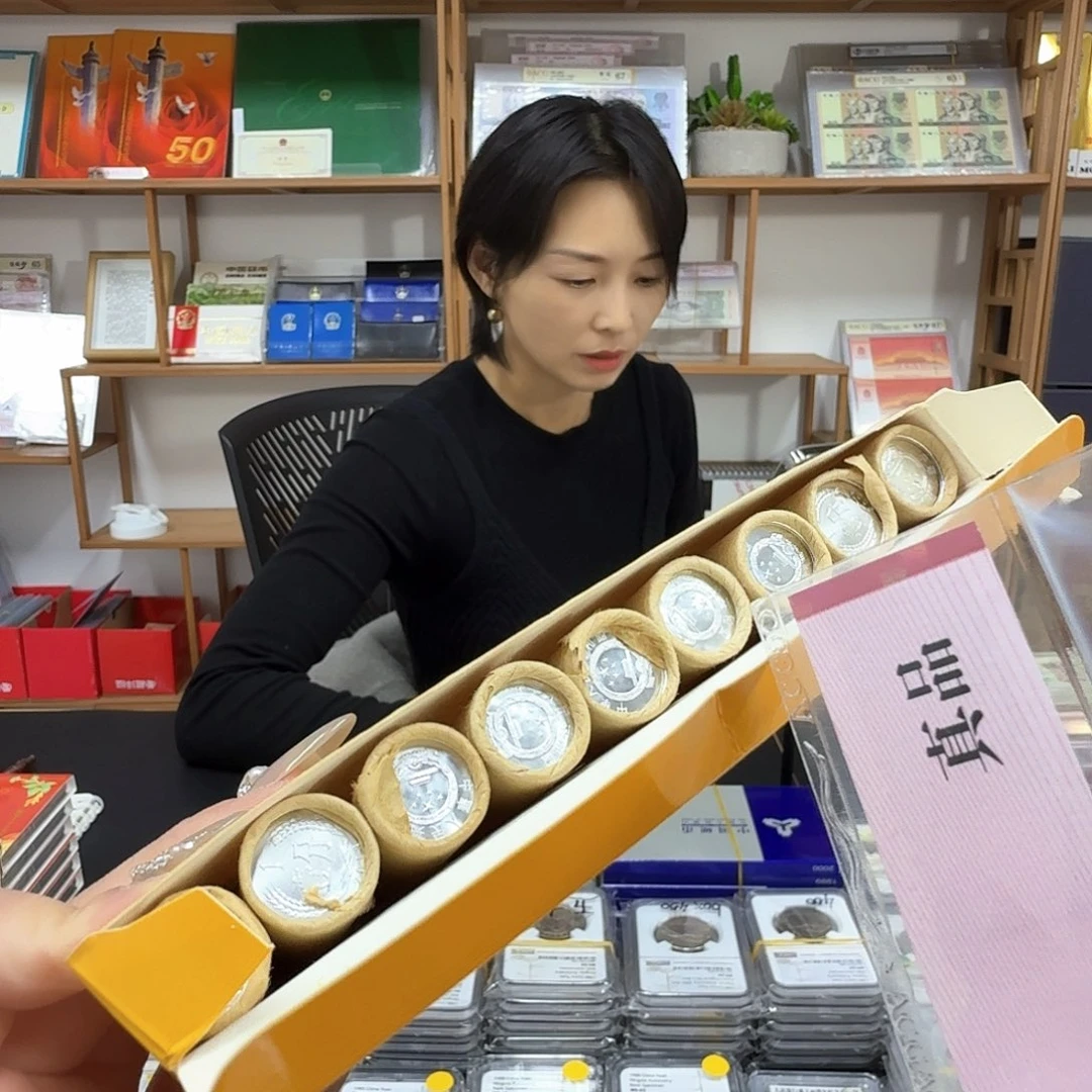 其他普通金属05～13，小金刚9卷。。。