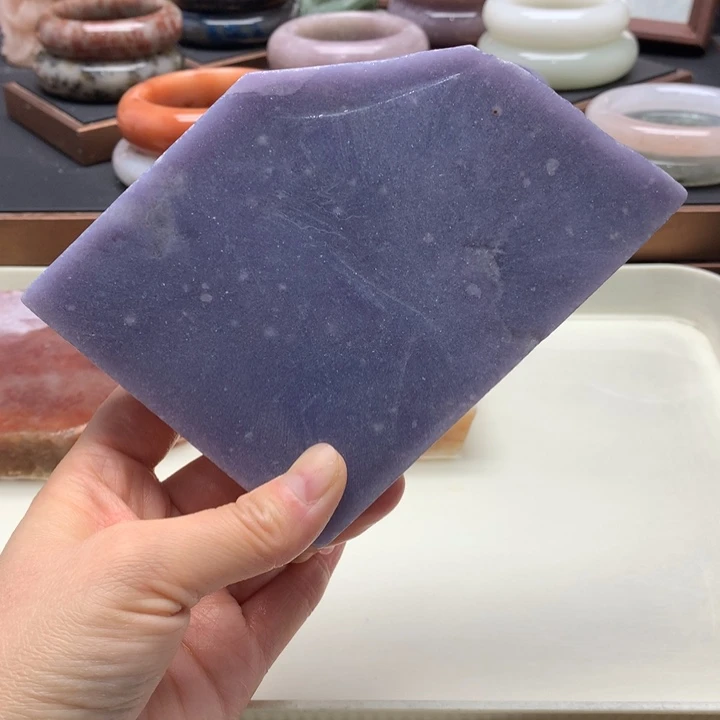 石英岩玉未镶嵌手镯