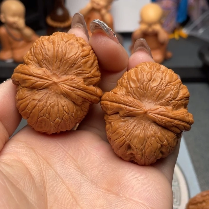 文玩核桃吊坠磊*元宝44有修