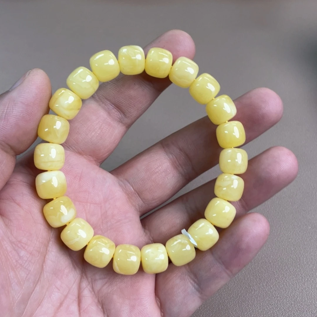 琥珀裸石未镶嵌013000000000