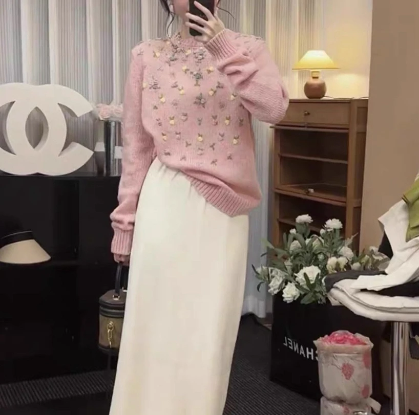 130 氛围感温柔风刺绣时尚宽松毛衣